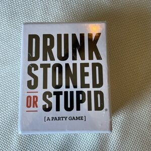 Drunk Stoned or Stupid A Party Game New Sealed Unopened Players Ages 17+